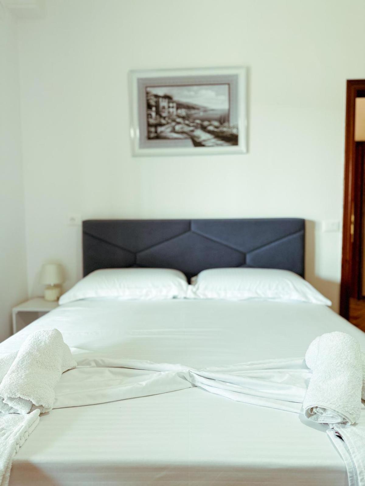 Vizion Hotel Shkoder Ngoại thất bức ảnh