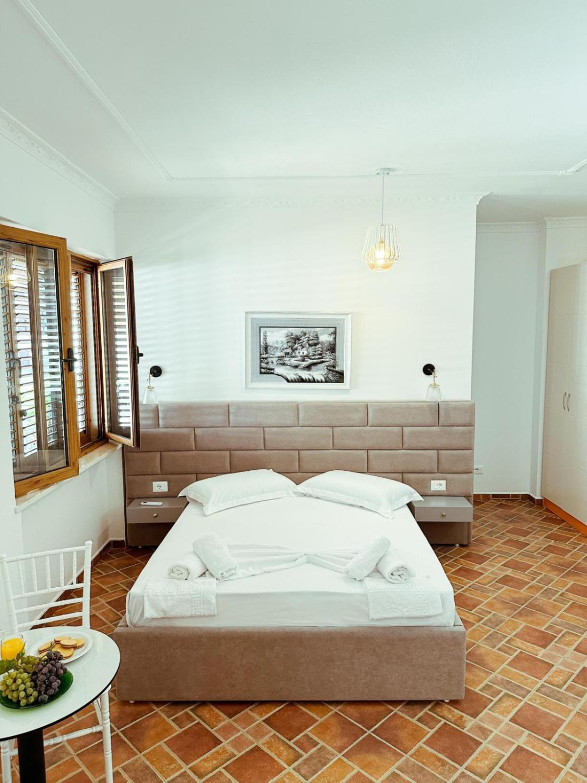 Vizion Hotel Shkoder Ngoại thất bức ảnh